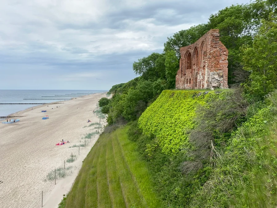 Kirchenruine in Trzęsacz